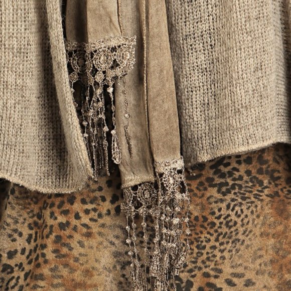 Animal Print Long Sleeve Short Dress - Picture 4 of 4